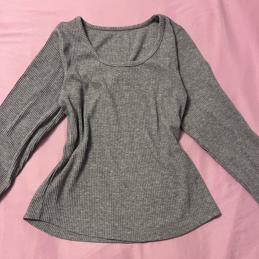 DAZY Soild Rib-Knit Tee Size XL (Bought off Shein)